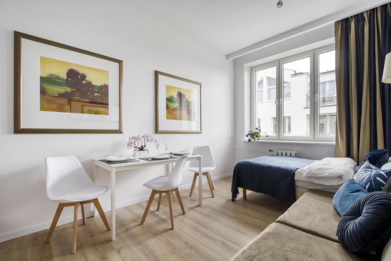 23 Unit Miniapartments Warszawa Lotnisko Okecie Fajne Ministudio Przy Bitwy Warszawskiej ภายนอก รูปภาพ