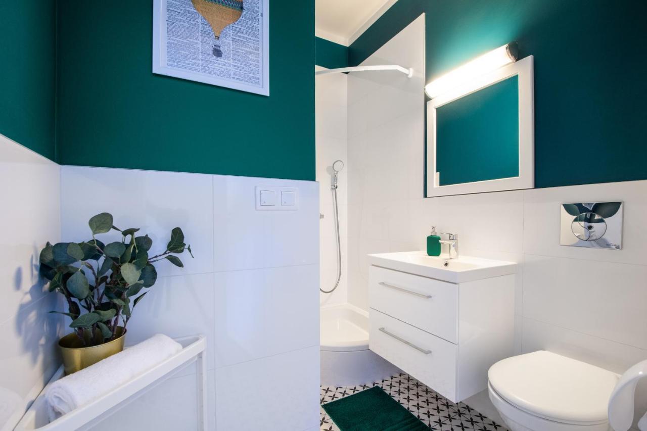 23 Unit Miniapartments Warszawa Lotnisko Okecie Fajne Ministudio Przy Bitwy Warszawskiej ภายนอก รูปภาพ